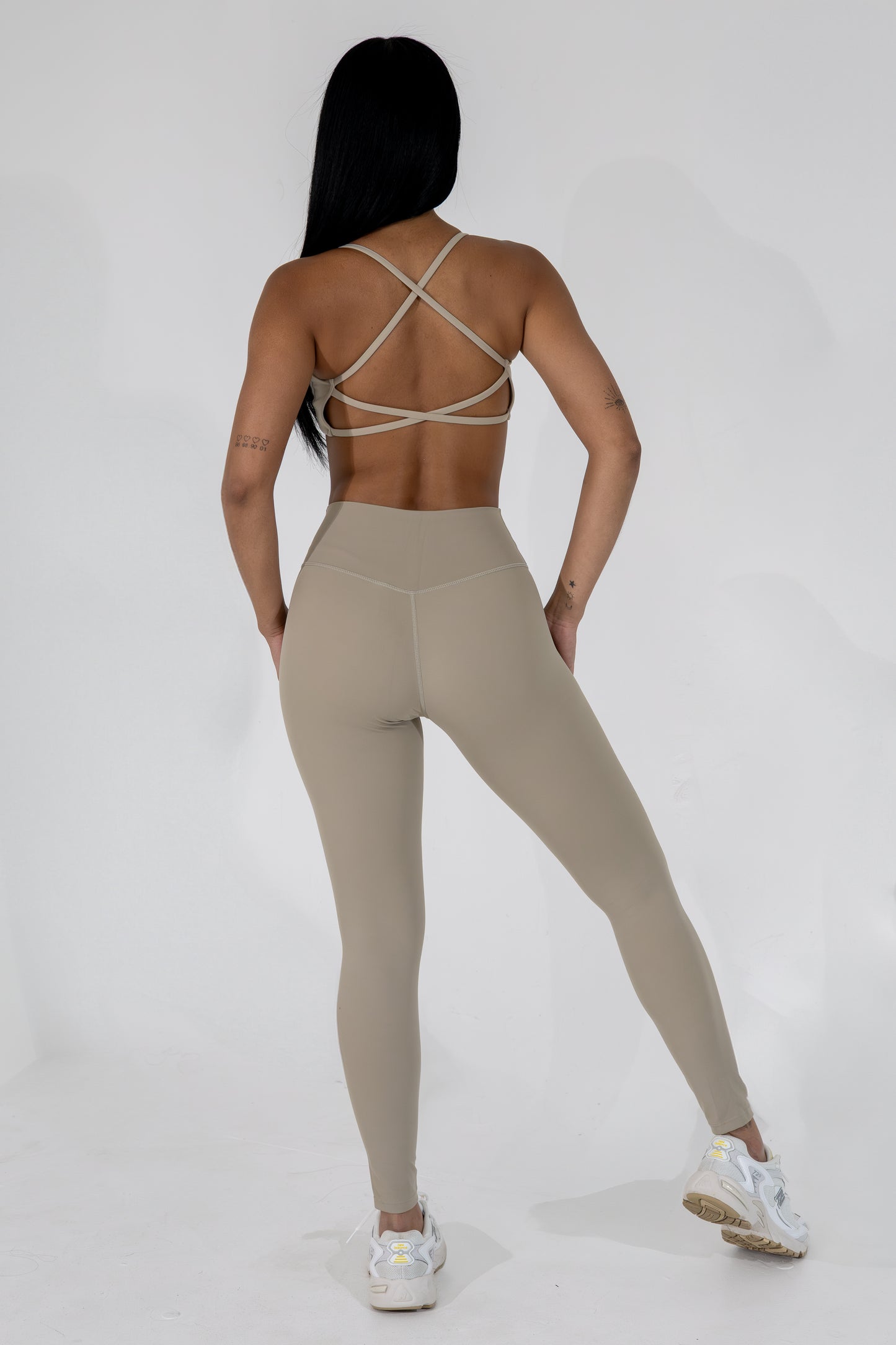 Essential High-Rise Leggings
