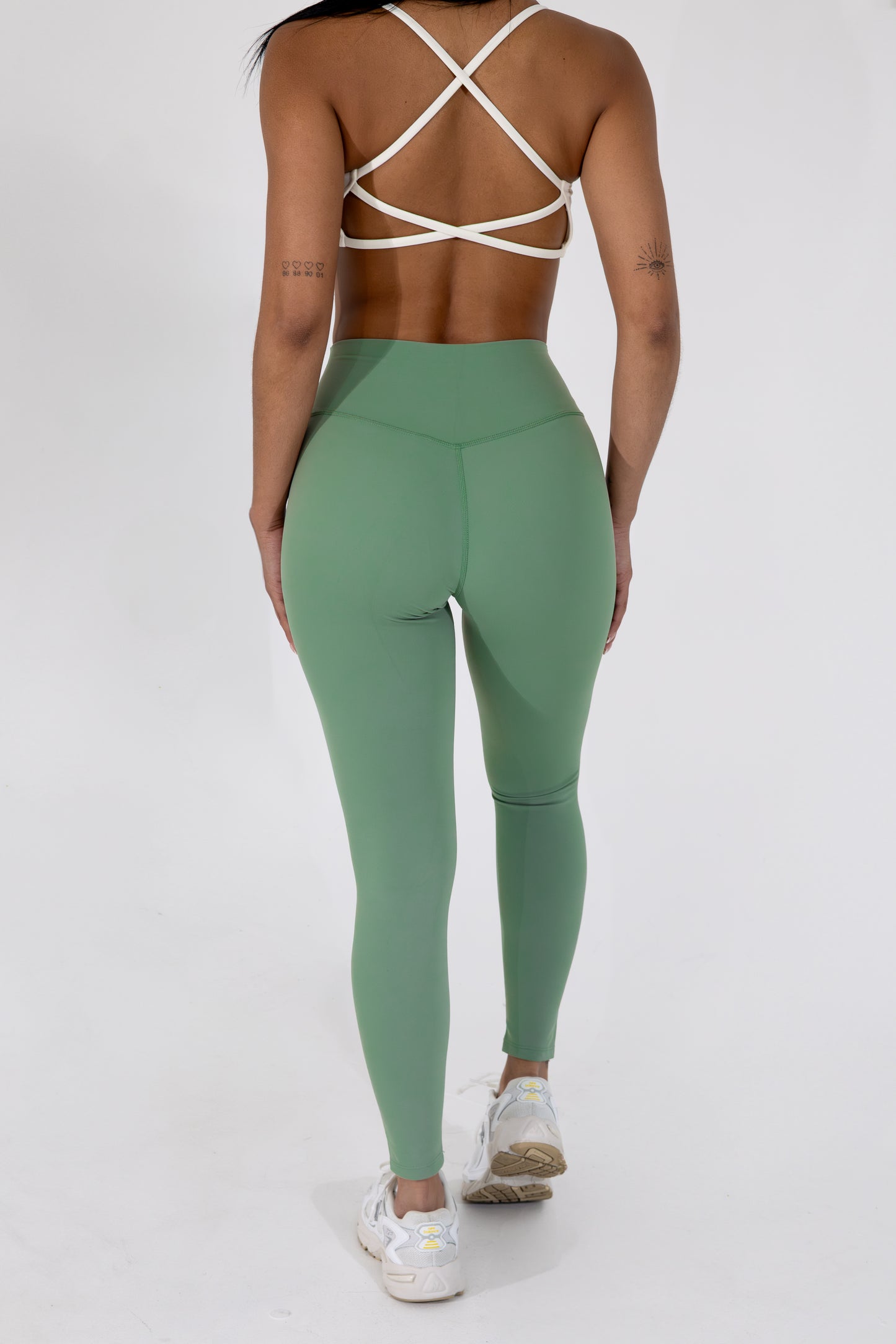 Essential High-Rise Leggings