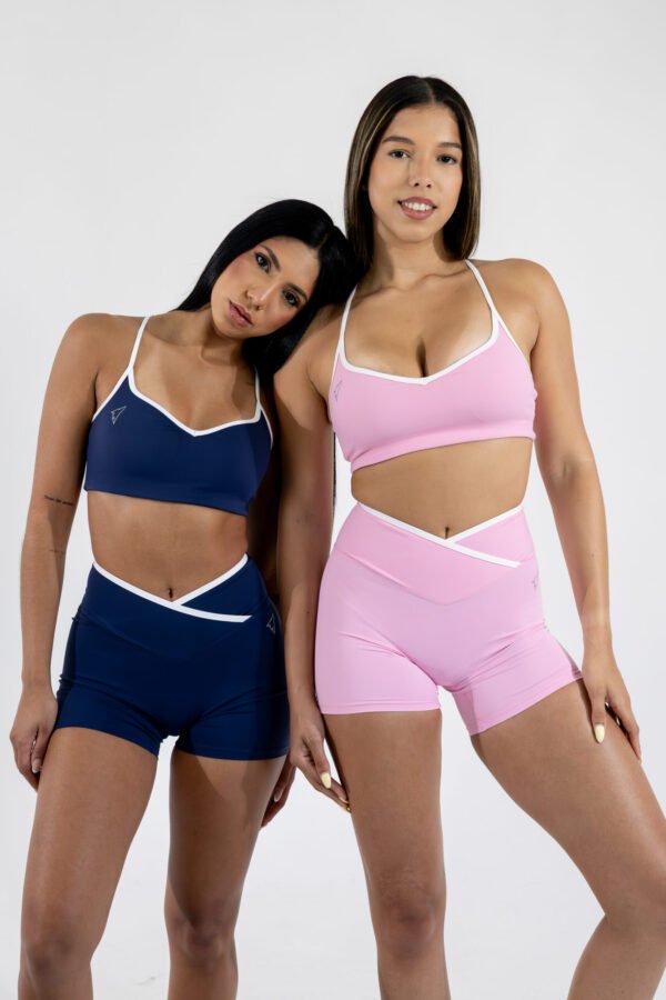 Sport Top with White Line - Imagen 2