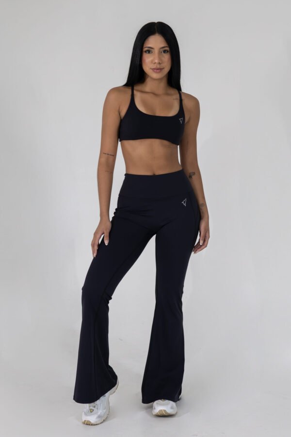 High-Rise Flare Pants with Side Slit - Imagen 7